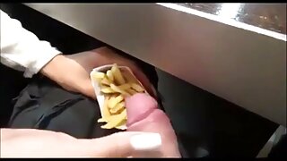 کیمسوڈا - بلی انگلیوں والی منحنی سیکسی ویڈیوز لیٹنا بڑی چوچیان کے ساتھ