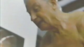 خوبصورت سملینگک orgasm نیو سیکسی ویڈیو تک سخت مٹھی مار رہے ہیں۔