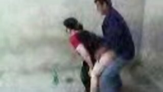 Busty spex milf لنڈ tugging کے بعد فل سیکسی ویڈیو اس کی چھاتی پر تمام کریم ہو جاتا ہے