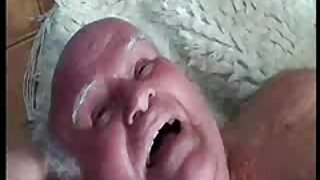 لیٹنا ہم جنس پرست کلائمیکس کھا رہے ہیں۔ ویڈیو سیکسی
