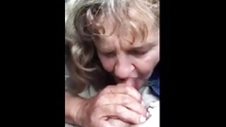 Bukkaked ویڈیو سیکسی gloryhole slut fucks